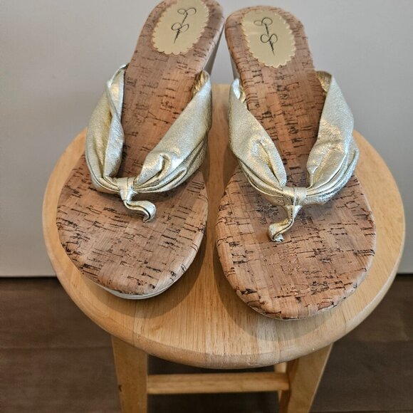 Shoes - Picture 2 of 3